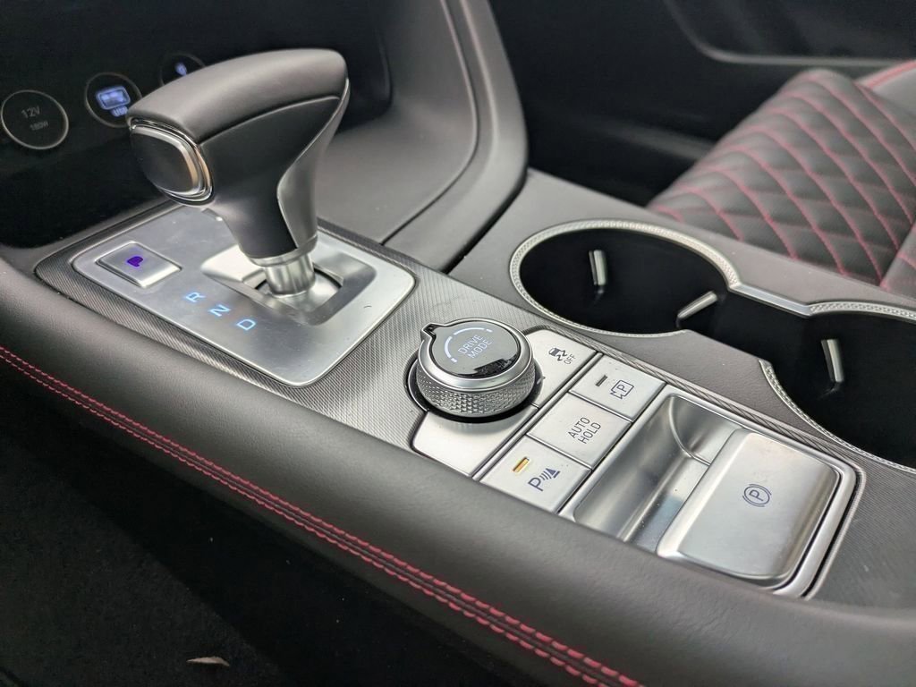 Used 2025 Genesis G70 3.3T Advanced w/ Sport Prestige Package RWD image 14