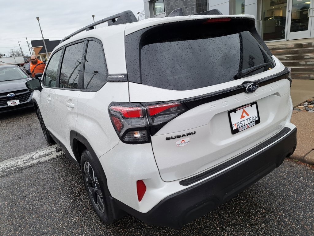 New 2025 Subaru Forester Premium image 4