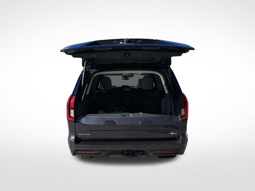 New 2025 Ford Expedition Max Active image 17