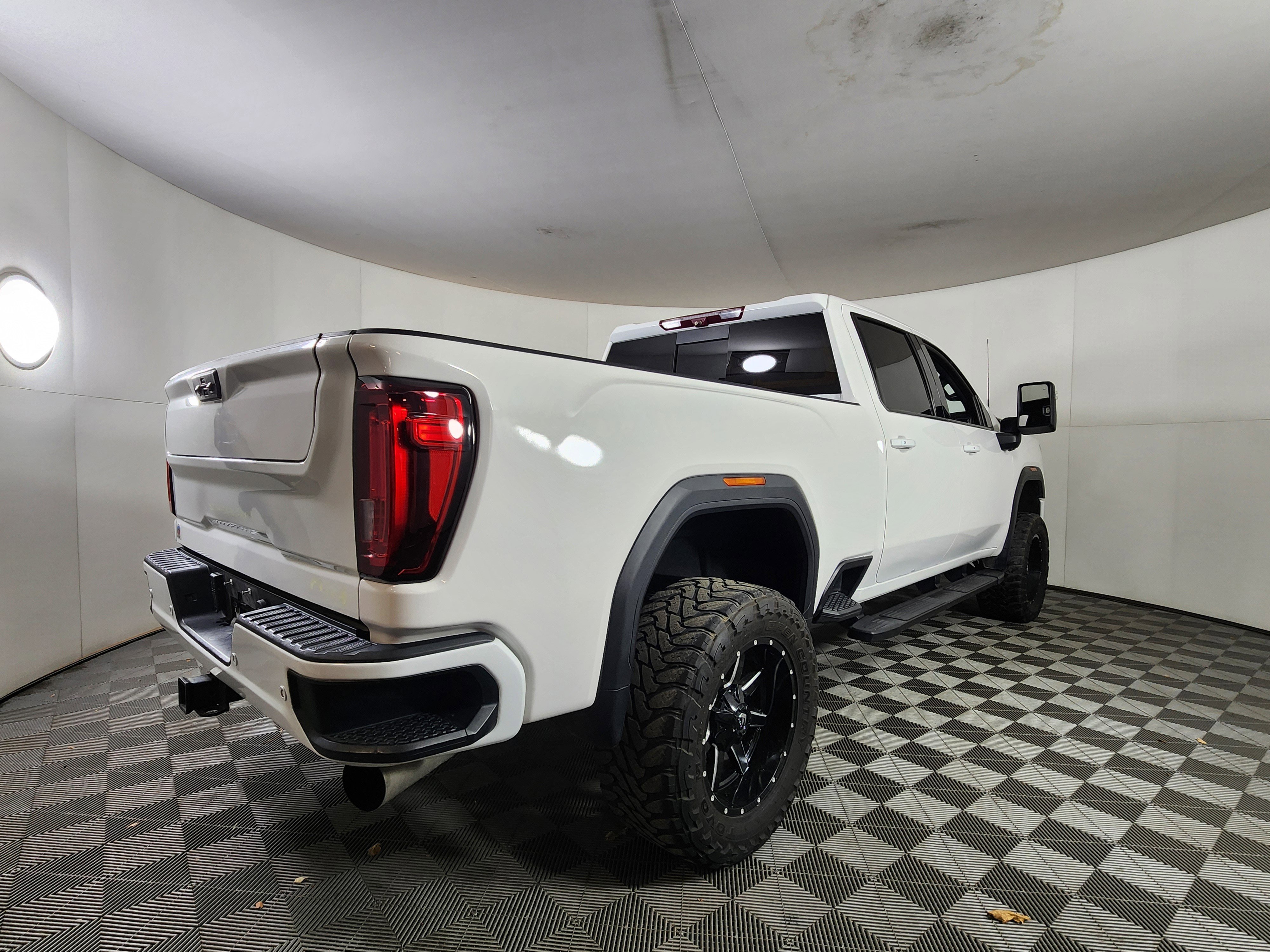 Used 2020 GMC Sierra 2500 AT4 w/ AT4 Premium Package image 7