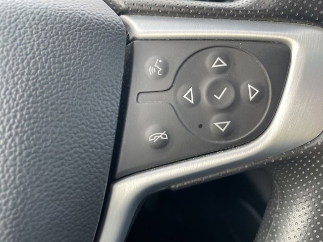 Used 2023 GMC Acadia SLE image 22