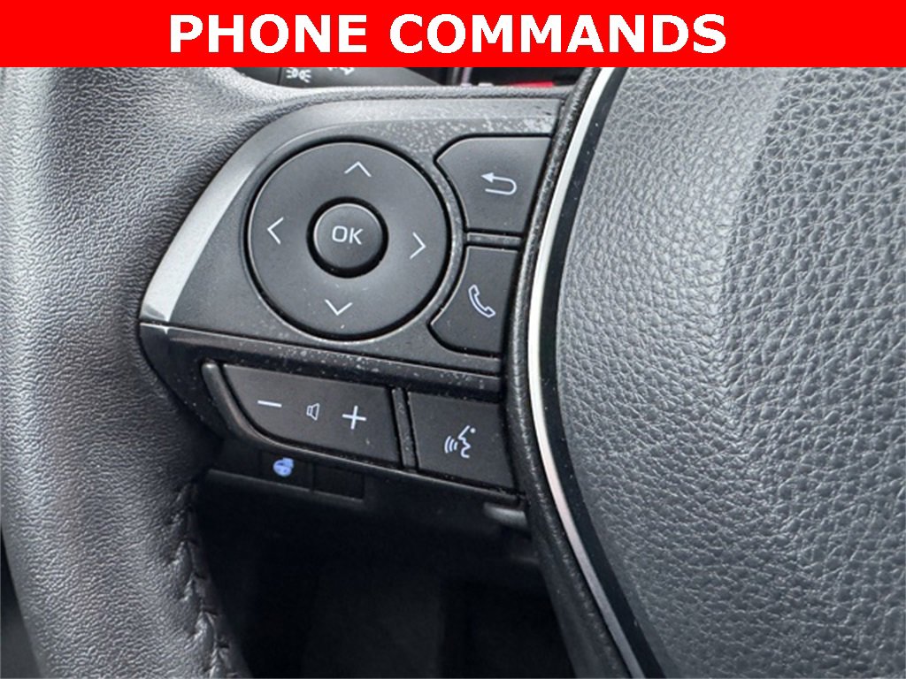 Used 2022 Toyota RAV4 XLE image 22