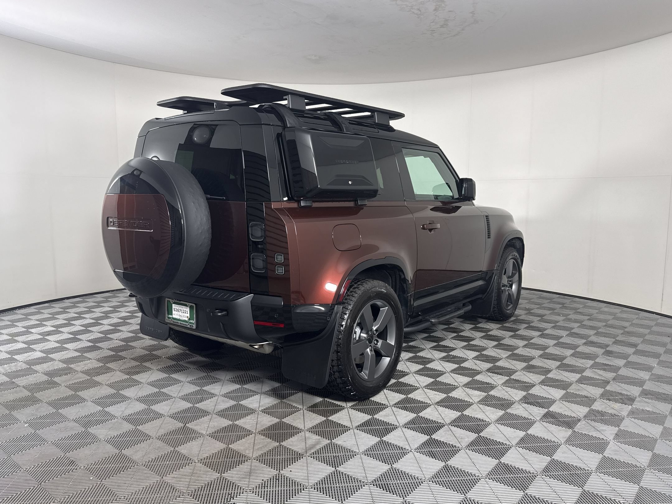 New 2026 Land Rover Defender 90 X-Dynamic SE AWD/4WD image 9