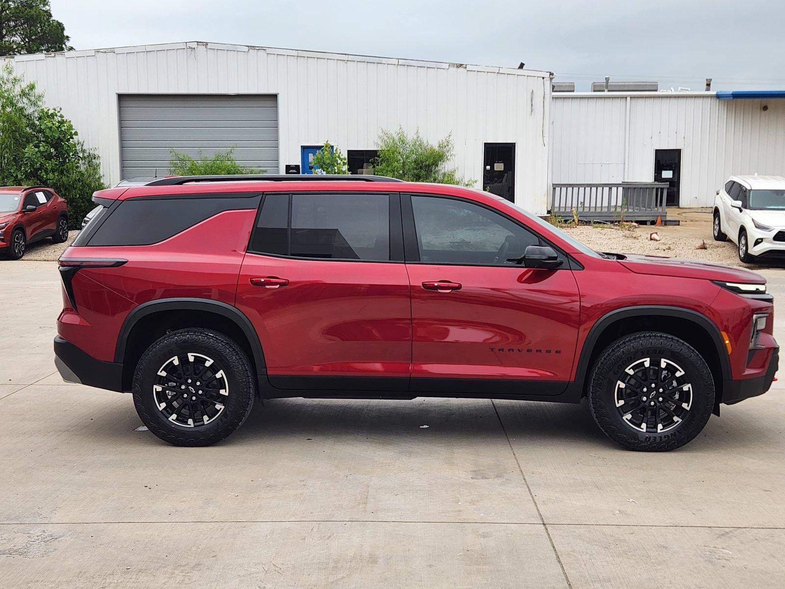 New 2026 Chevrolet Traverse Z71 w/ Driver Confidence Package AWD/4WD image 7