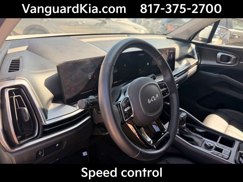 Certified 2025 Kia Sorento S w/ Panoramic Sunroof Package FWD image 14