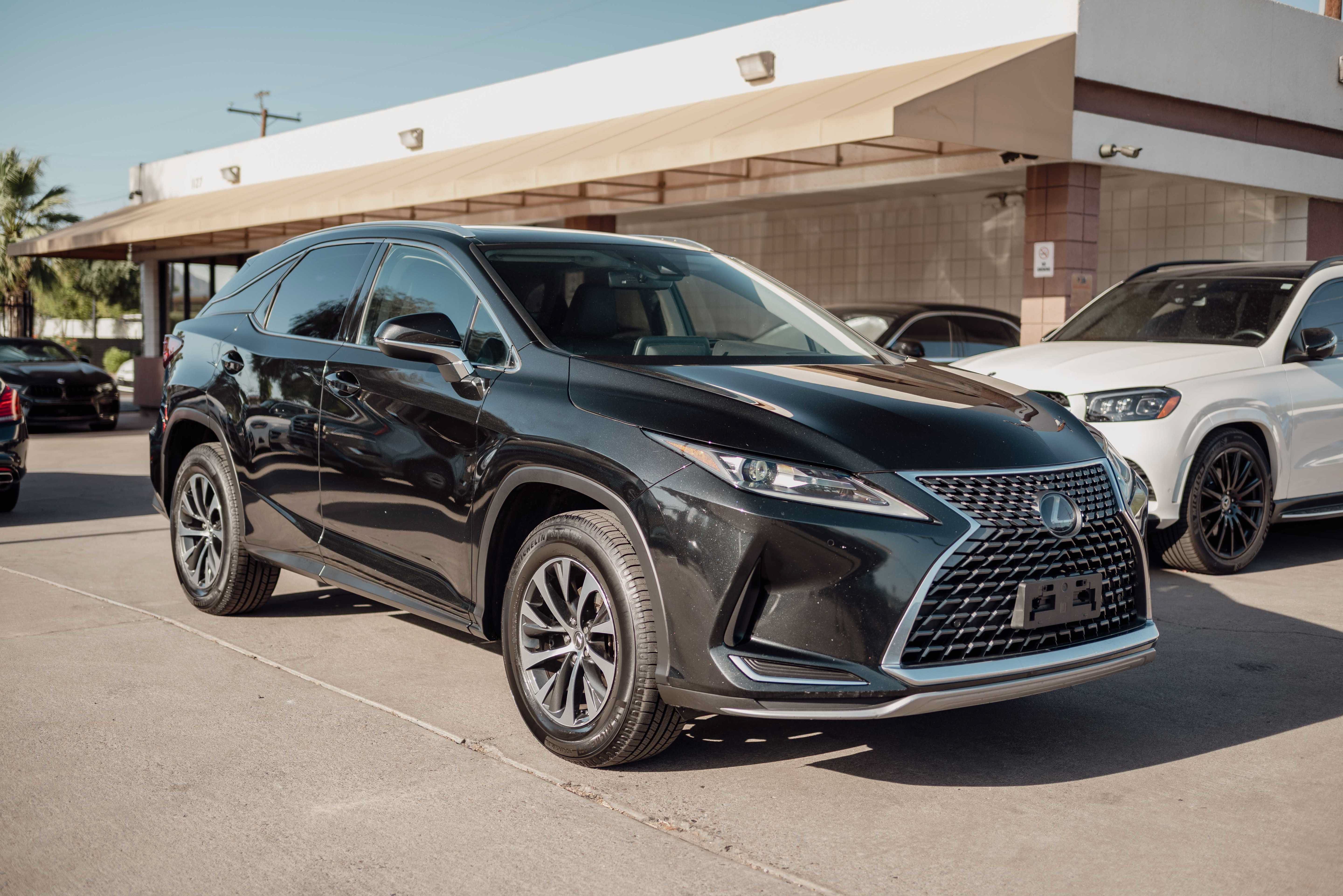Used 2020 Lexus RX 350 FWD w/ Accessory Package image 3