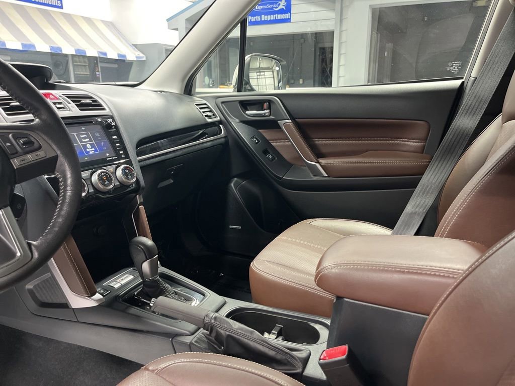 Used 2018 Subaru Forester 2.5i Touring w/ Popular Package #3B AWD/4WD image 15