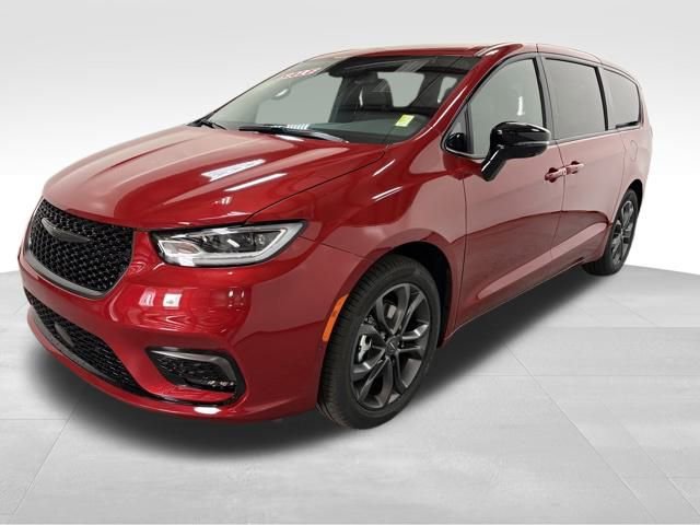 New 2026 Chrysler Pacifica Select FWD image 2