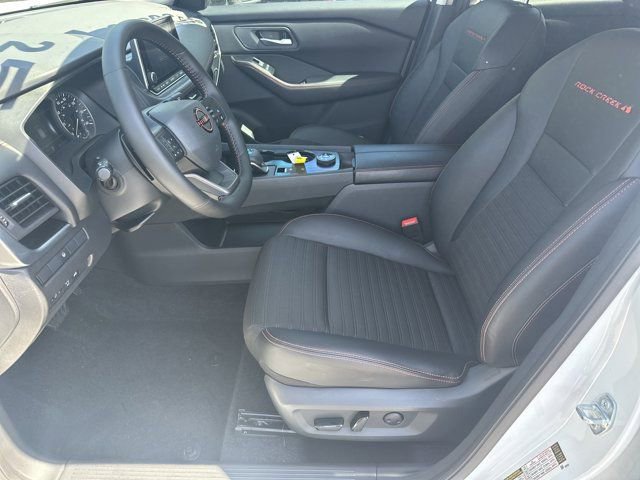 Used 2025 Nissan Rogue SV AWD/4WD image 10