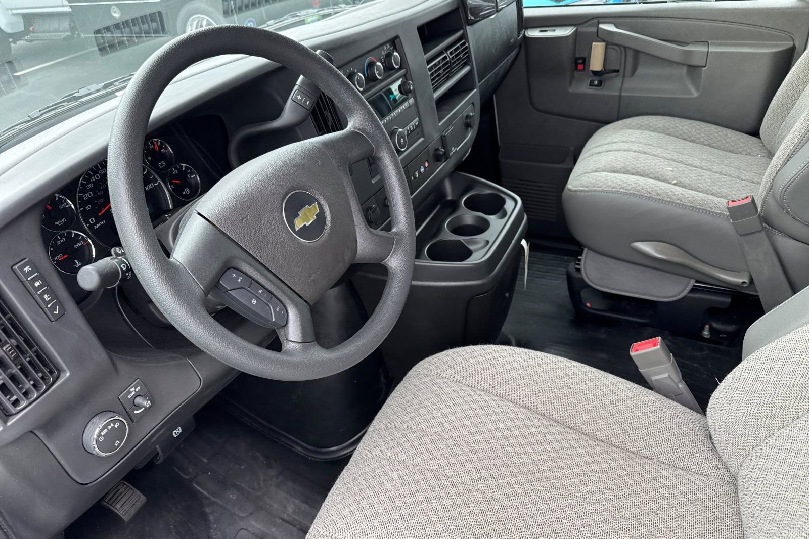 New 2024 Chevrolet Express 3500 w/ Power Convenience Package image 9