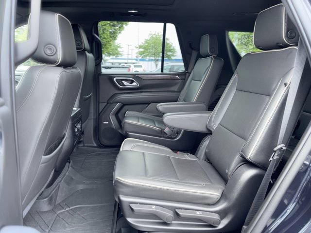 Used 2023 Chevrolet Tahoe Premier AWD/4WD image 13