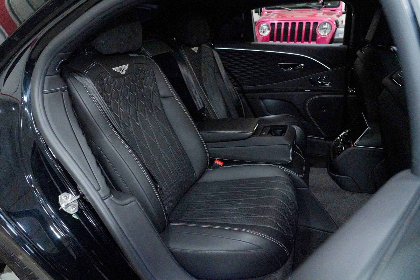 Used 2021 Bentley Flying Spur V8 AWD/4WD image 61