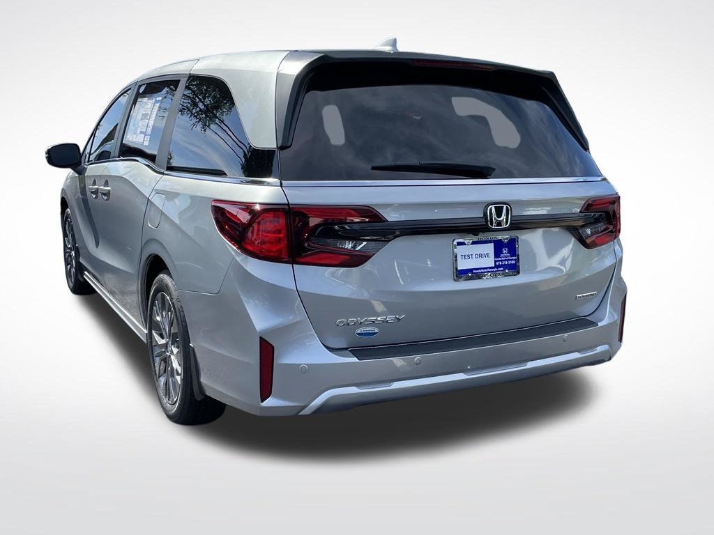 New 2027 Honda Odyssey Touring image 4