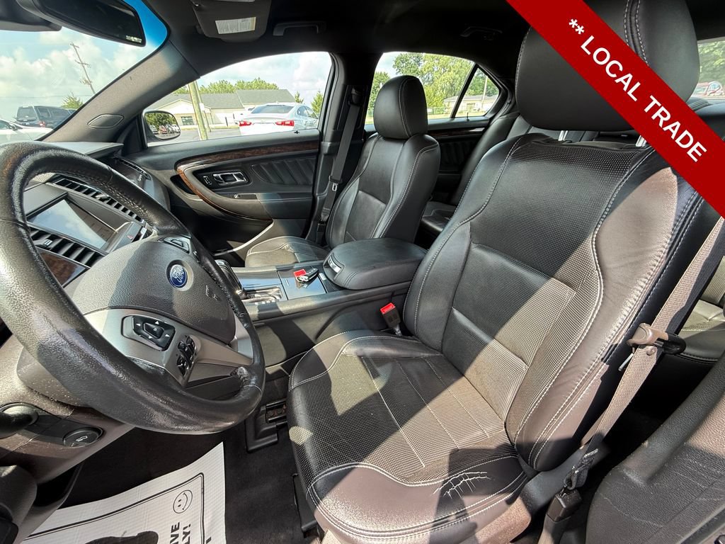 Used 2019 Ford Taurus Limited FWD image 14