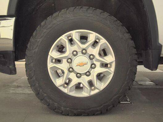 Used 2022 Chevrolet Silverado 3500 LT w/ Gooseneck/5TH Wheel Package AWD/4WD image 8