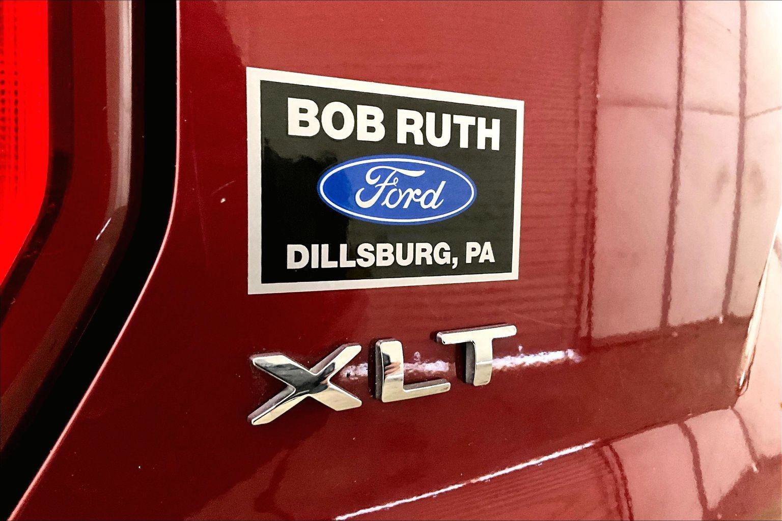 Used 2018 Ford Explorer XLT w/ Equipment Group 201A image 13