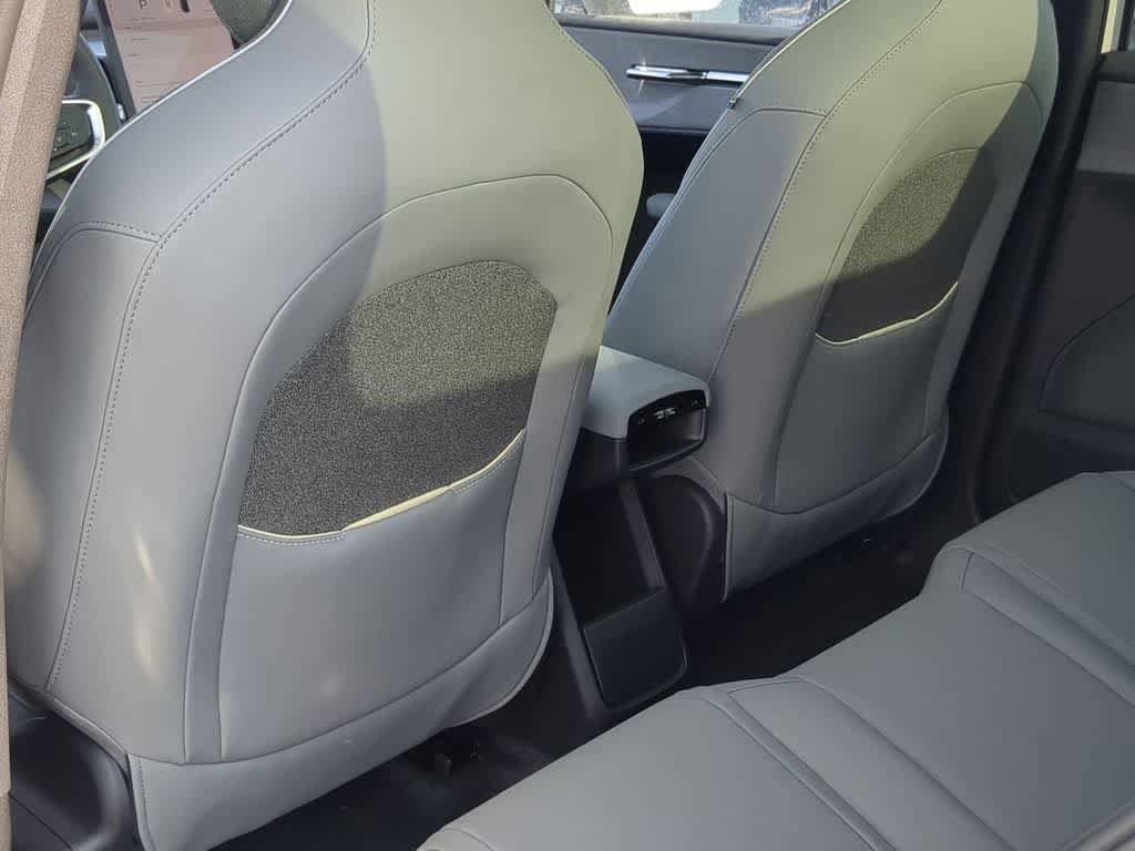 New 2026 Volvo EX30 Cross Country Ultra w/ Protection Package Premier AWD/4WD image 17