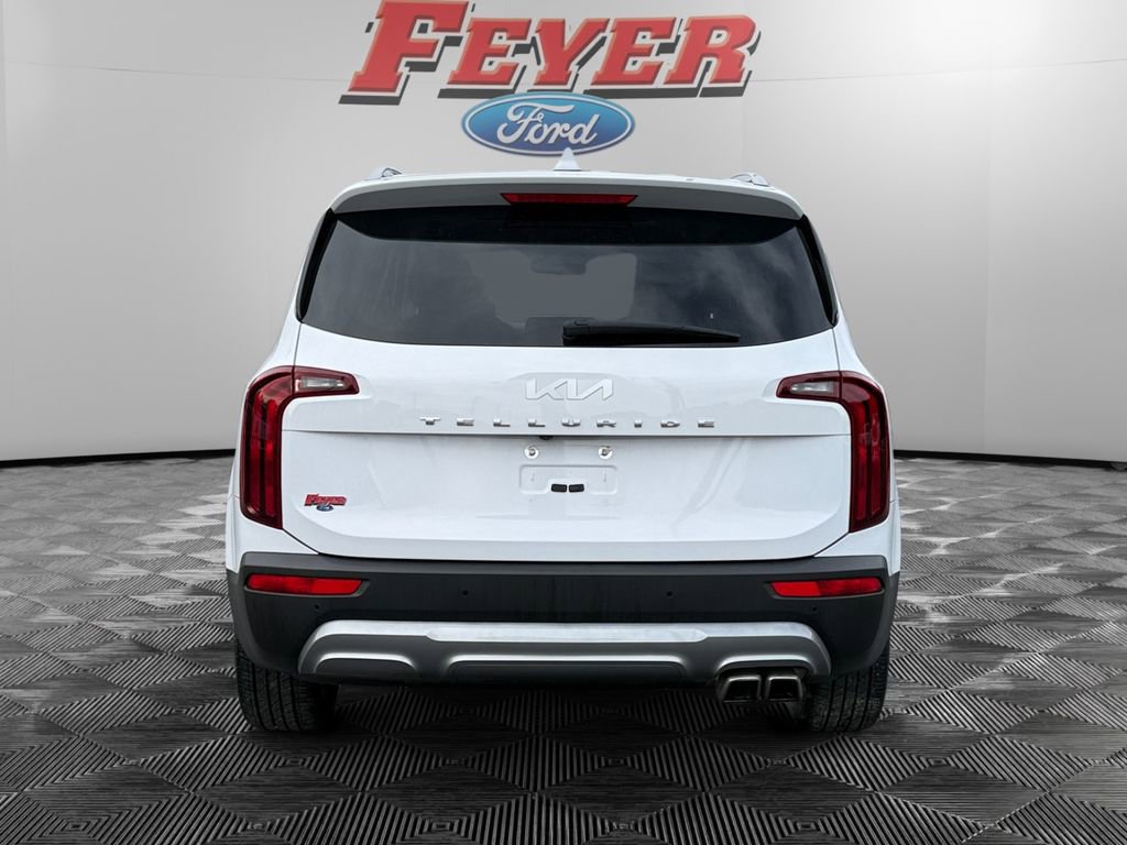 Used 2022 Kia Telluride S image 4