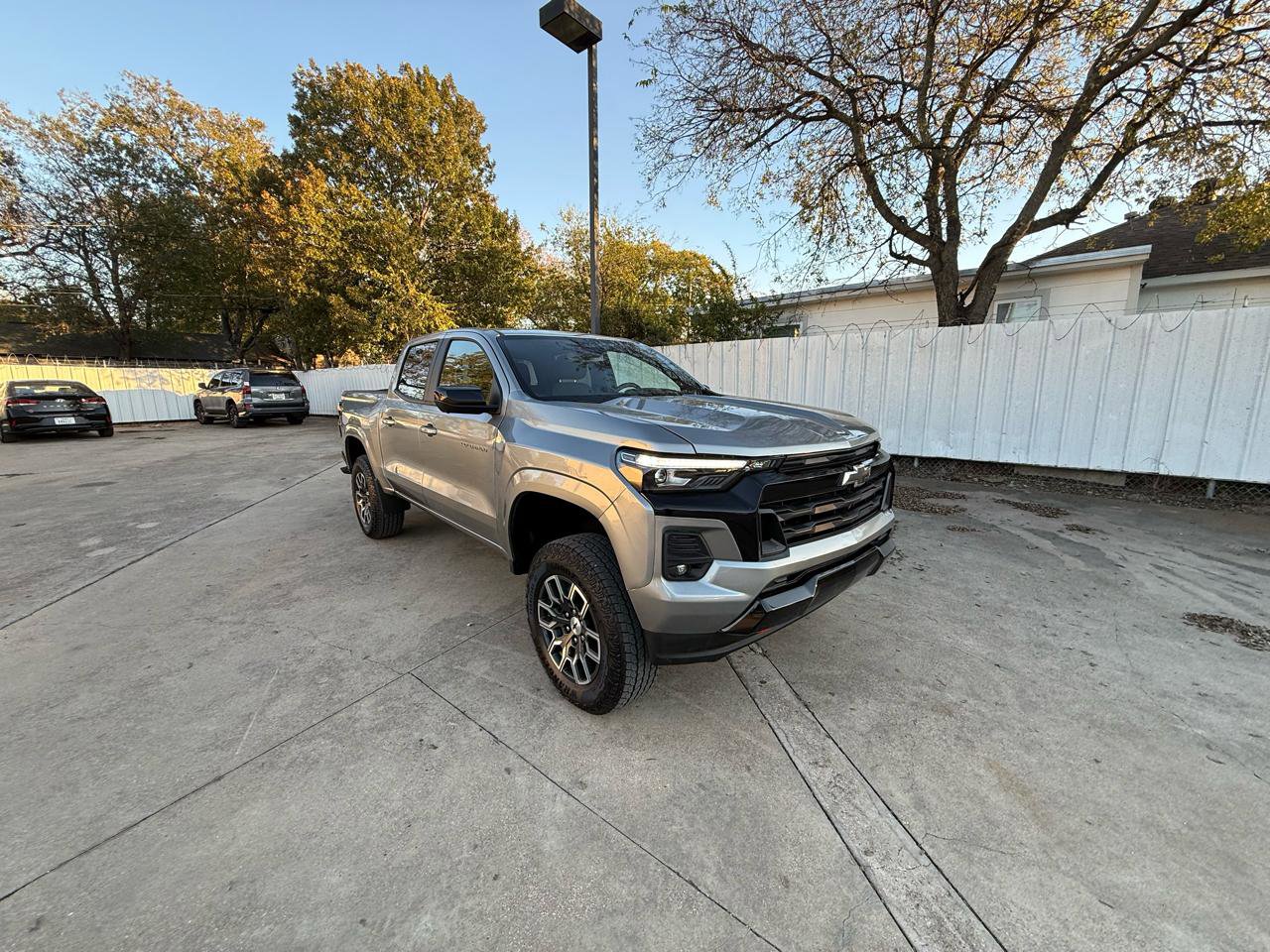 Used 2023 Chevrolet Colorado Z71 w/ Z71 Convenience Package 2 image 5