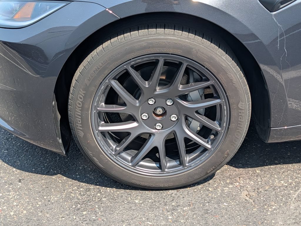 Used 2025 Tesla Model 3 Long Range AWD/4WD image 11