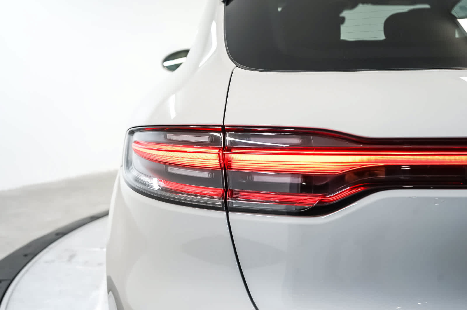 New 2026 Porsche Macan S AWD/4WD image 11