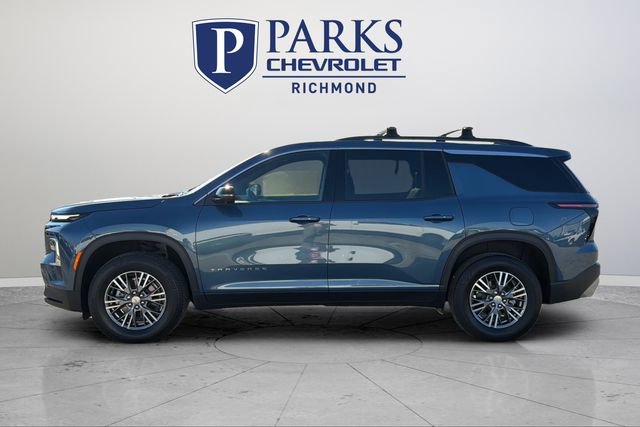 Used 2025 Chevrolet Traverse LT w/ Driver Confidence Package image 4