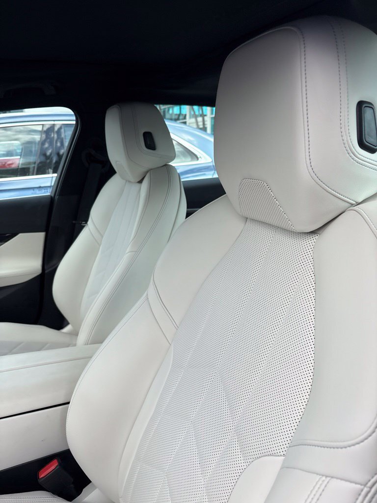 Certified 2024 BMW 530i w/ Premium Package RWD image 4