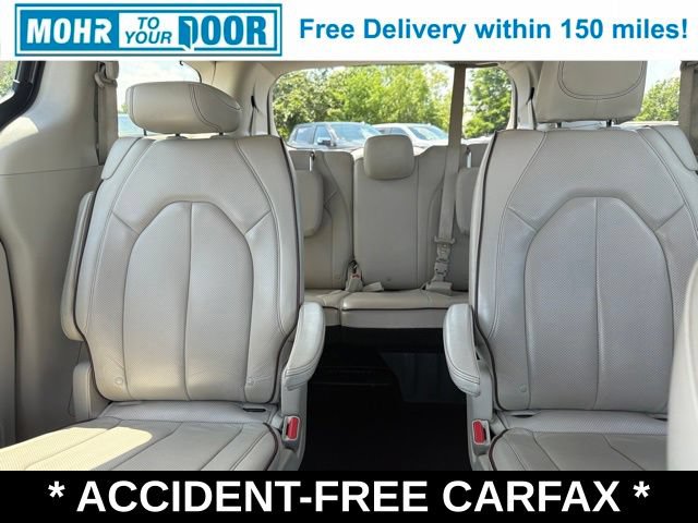Used 2019 Chrysler Pacifica Limited FWD image 34