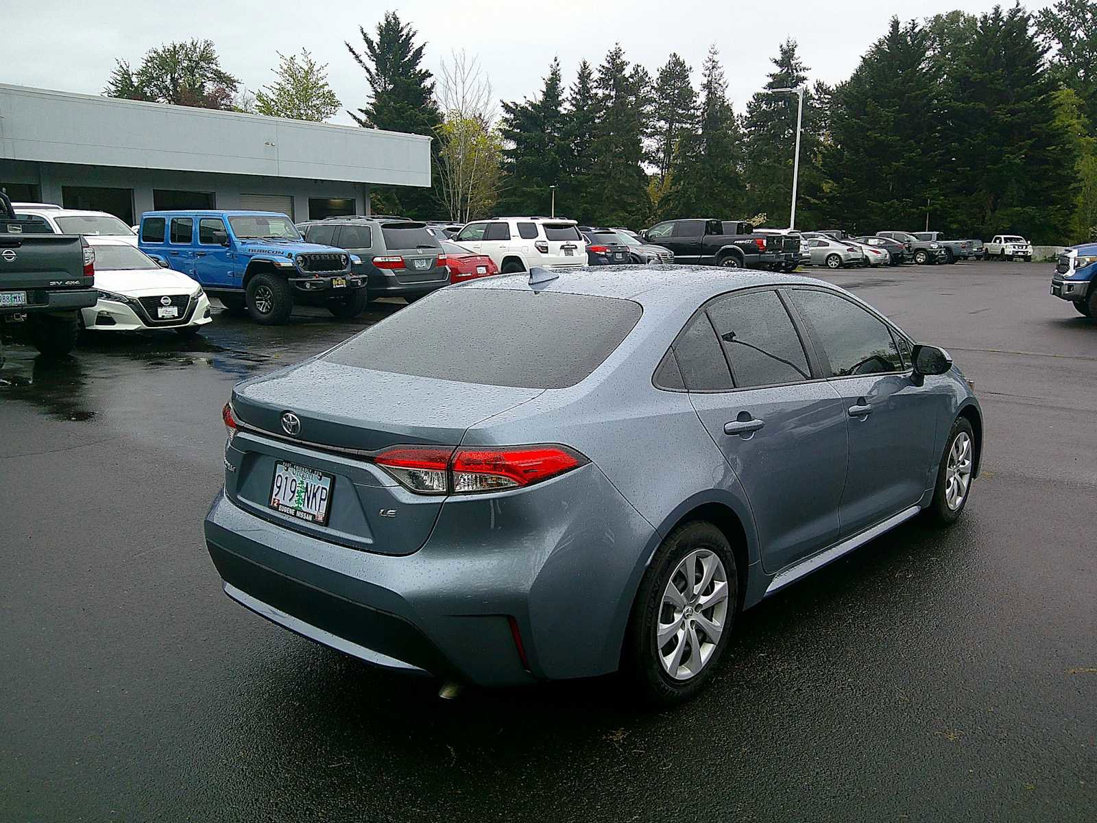 Used 2022 Toyota Corolla LE FWD image 5
