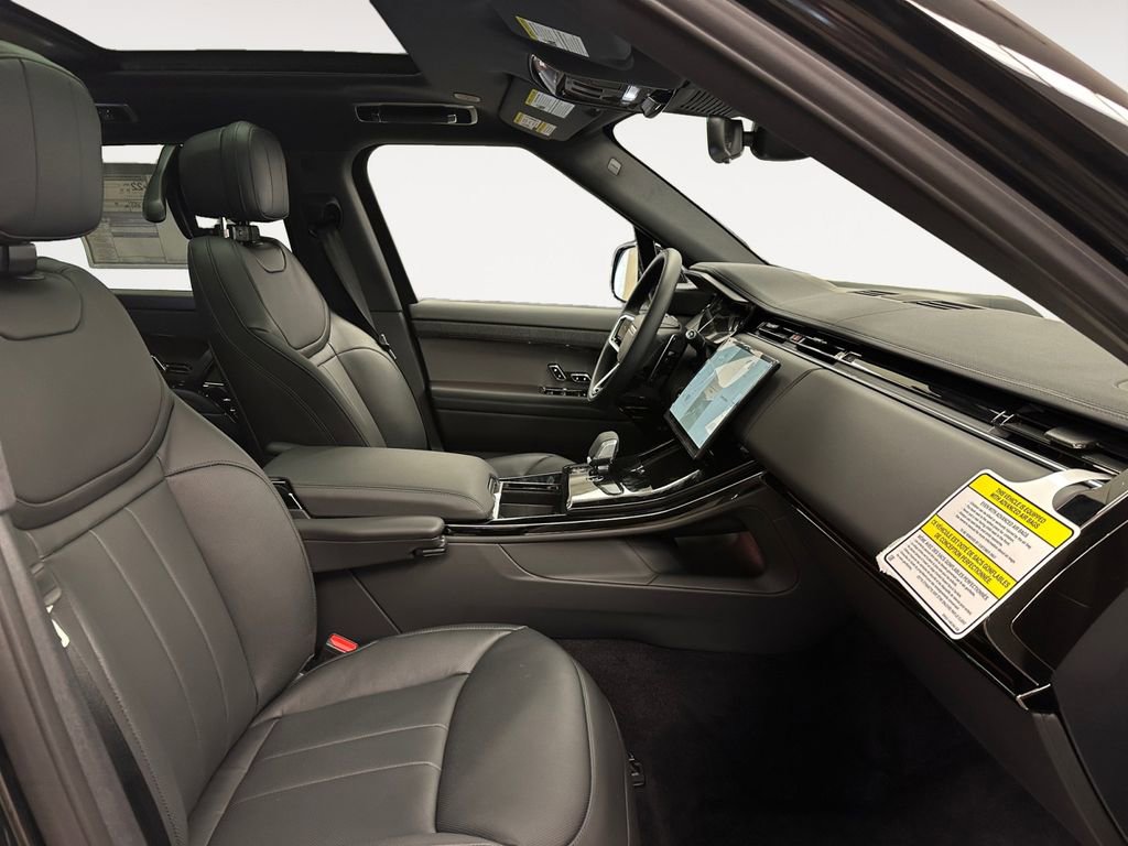 New 2026 Land Rover Range Rover Sport SE image 15