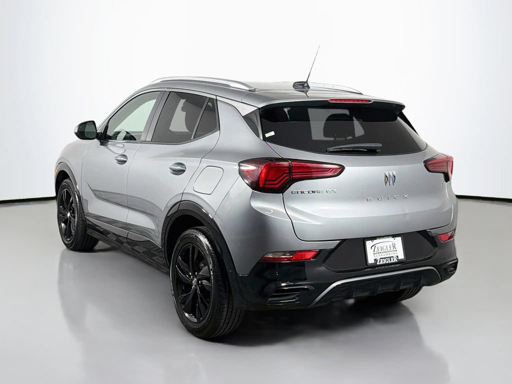 Used 2024 Buick Encore GX Sport Touring FWD image 5