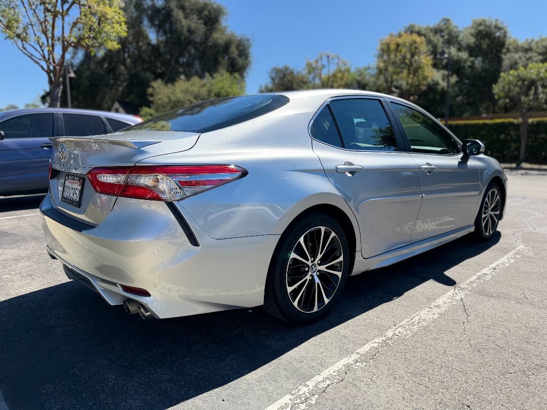 Used 2018 Toyota Camry SE FWD image 4