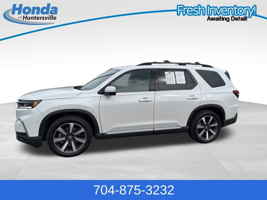 Used 2025 Honda Pilot Elite image 5