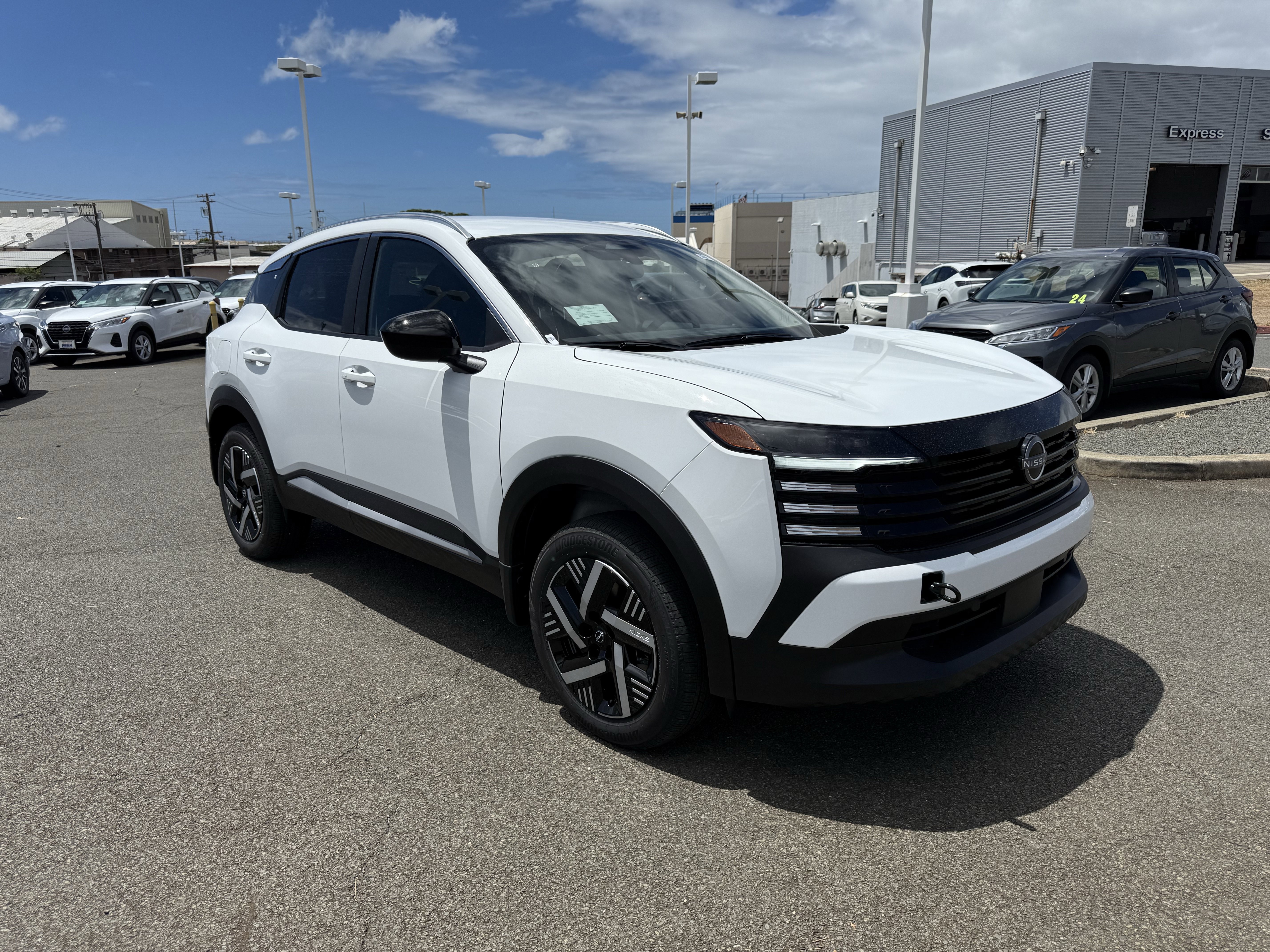 New 2026 Nissan Kicks SV image 2
