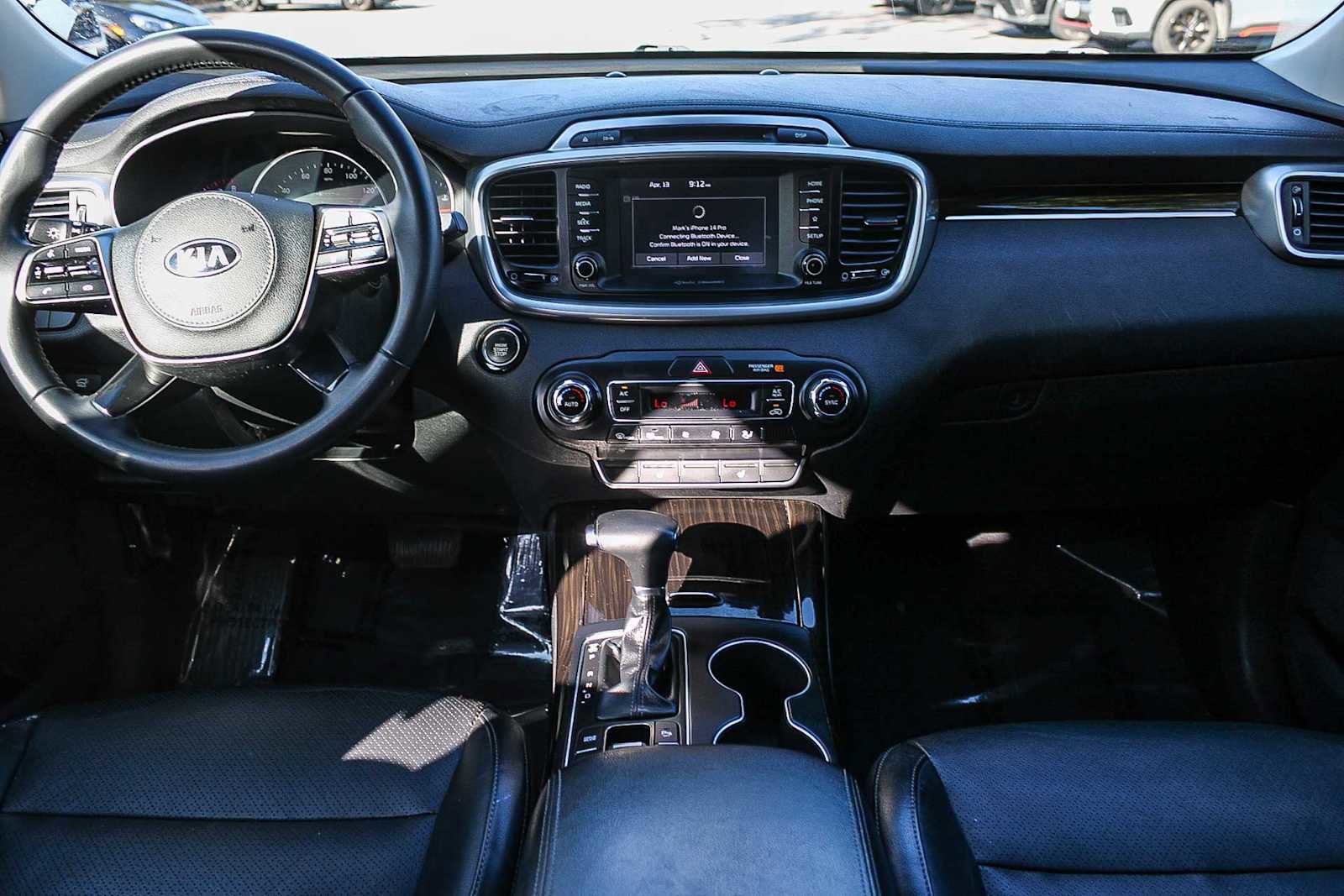Used 2019 Kia Sorento EX image 12