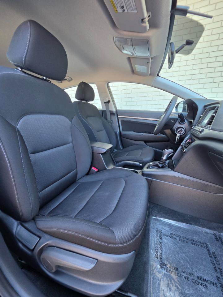 Used 2018 Hyundai Elantra SEL FWD image 11