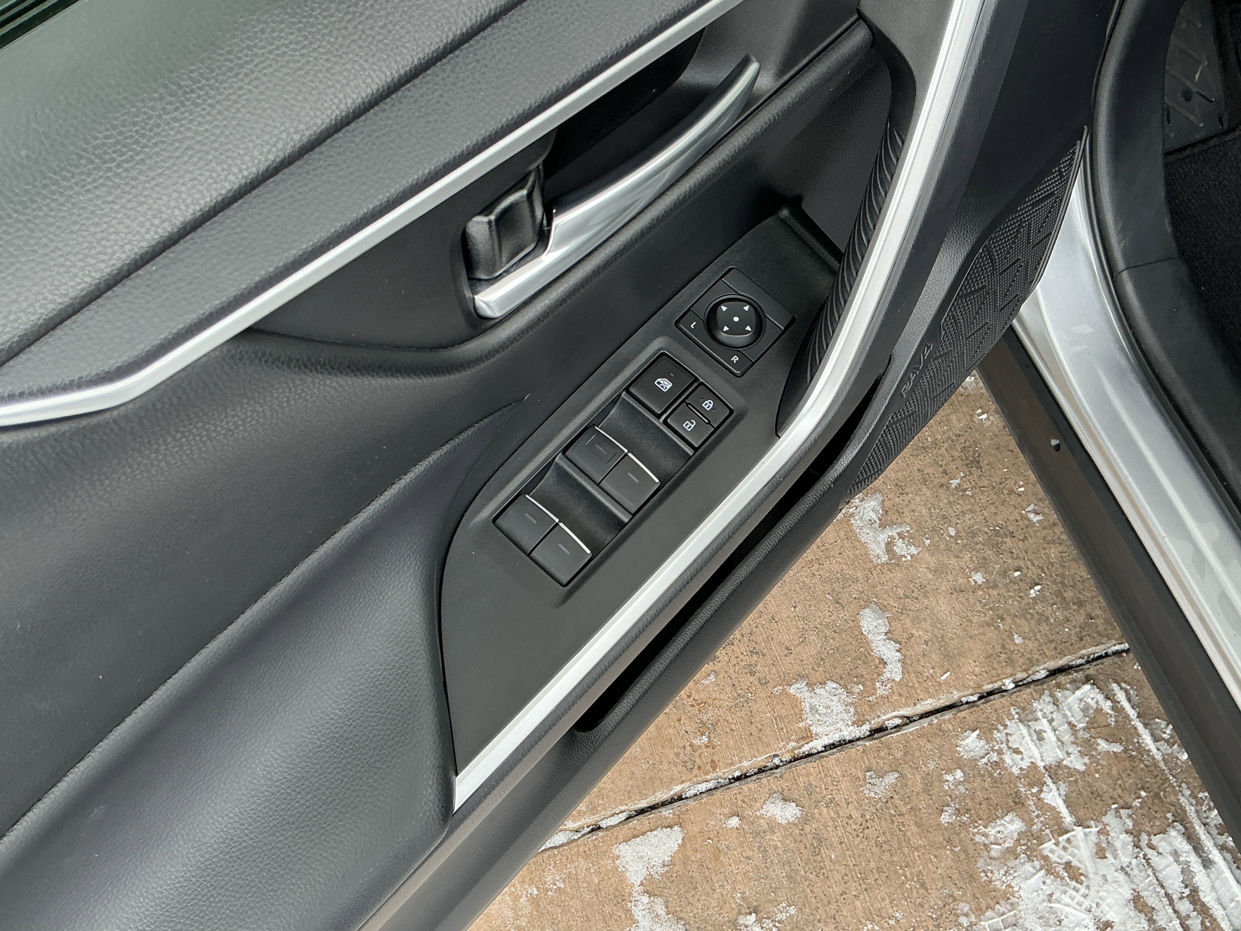 Certified 2023 Toyota RAV4 XLE image 15