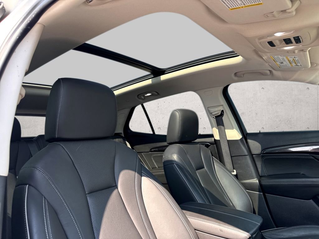 Used 2021 Buick Envision Essence w/ Technology Package I image 7