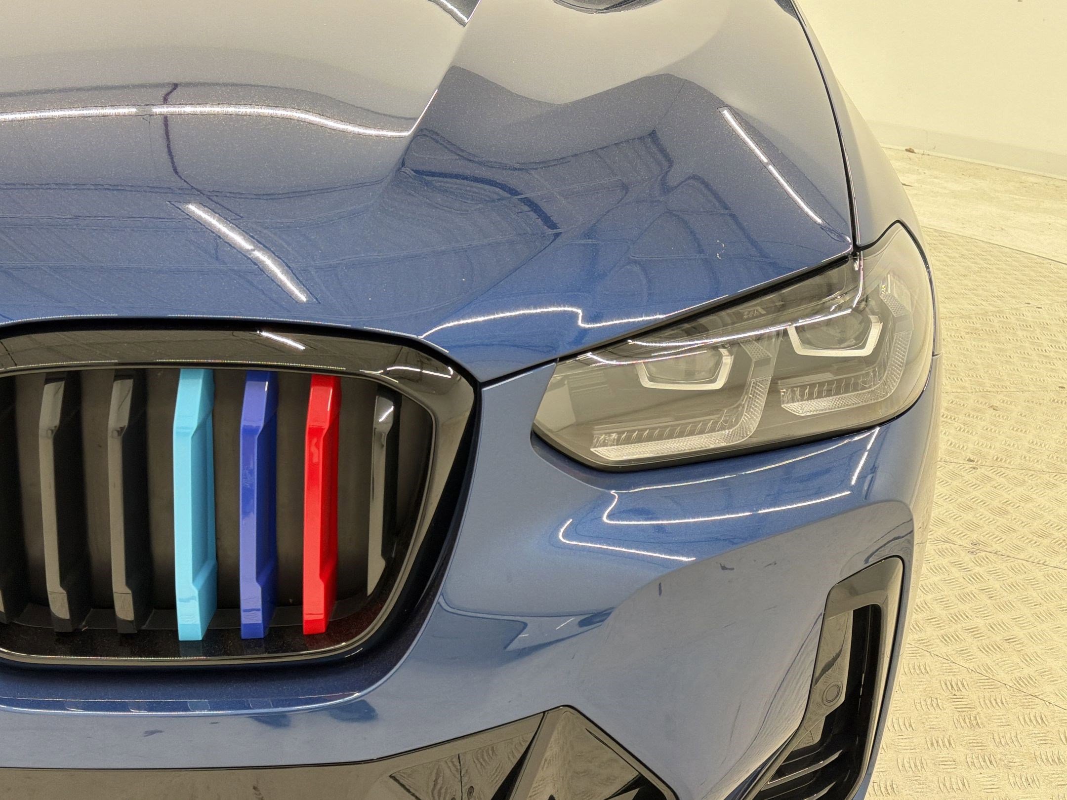 Certified 2024 BMW X3 xDrive30i w/ M Sport Package image 11