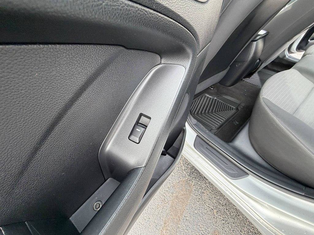 Used 2016 Kia Forte LX w/ LX Popular Plus Package FWD image 12
