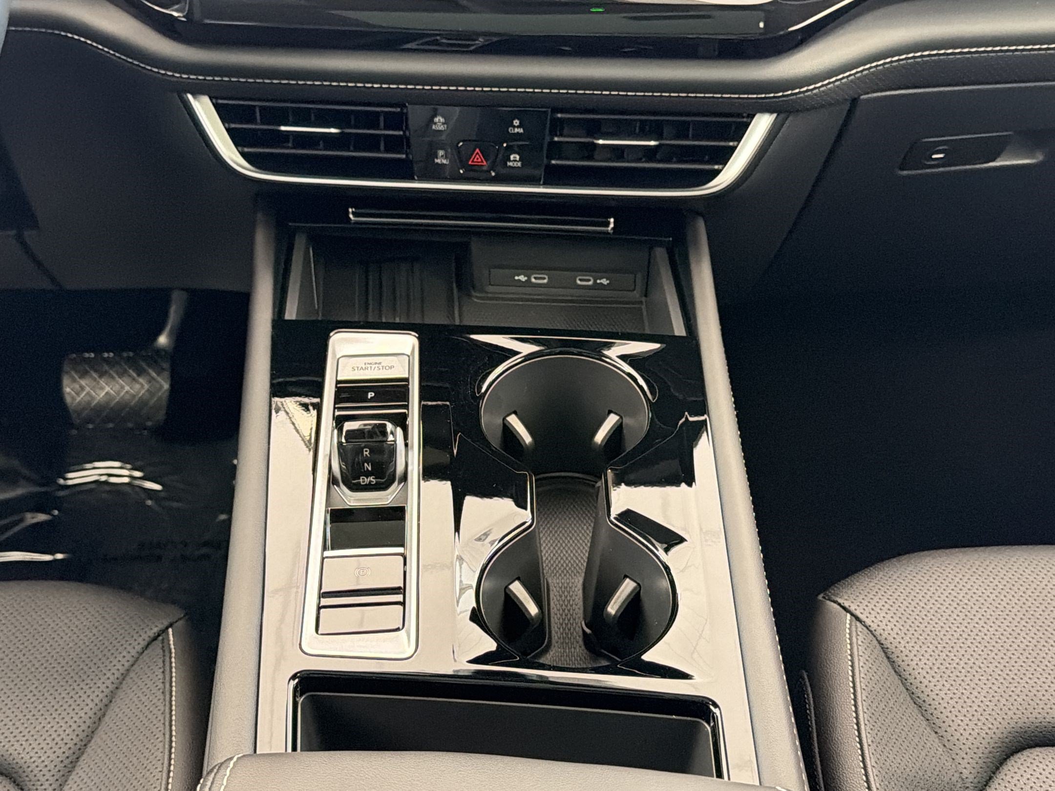 New 2026 Volkswagen Atlas SE FWD image 26