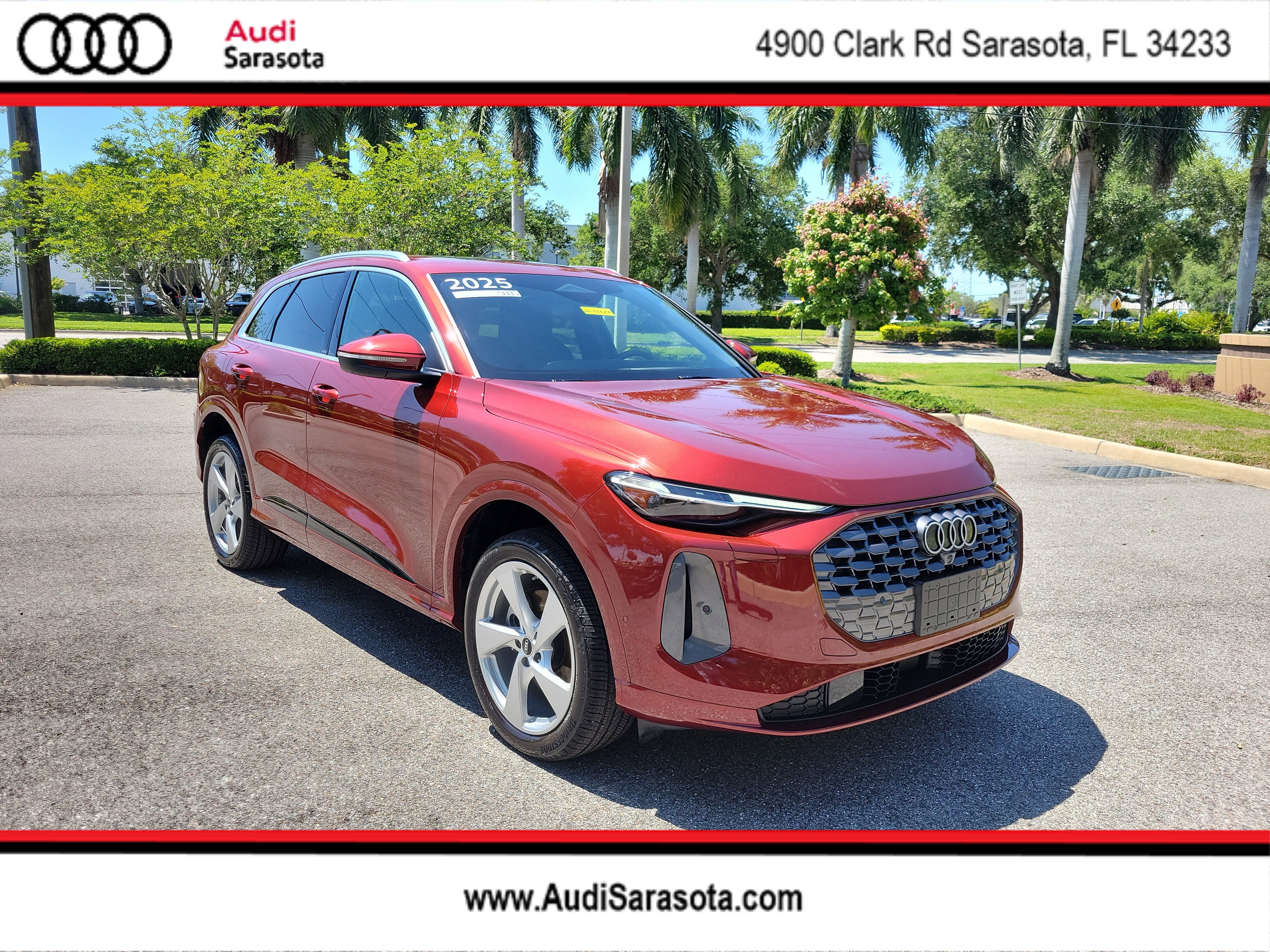 Used 2025 Audi Q5 Premium Plus w/ Premium Plus image 1