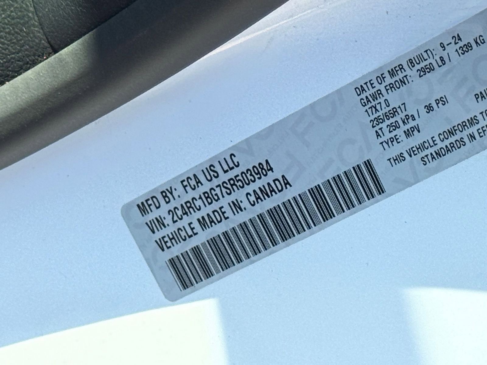 Used 2025 Chrysler Pacifica Select image 31