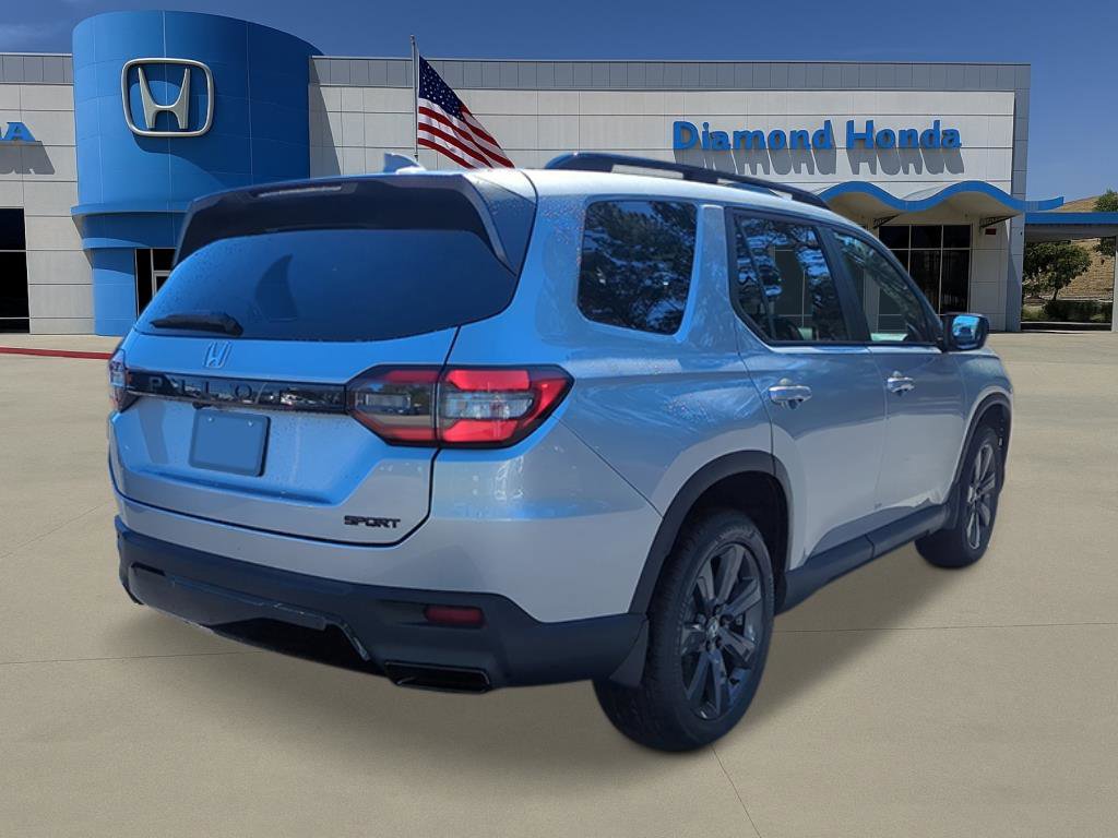 New 2026 Honda Pilot Sport image 5