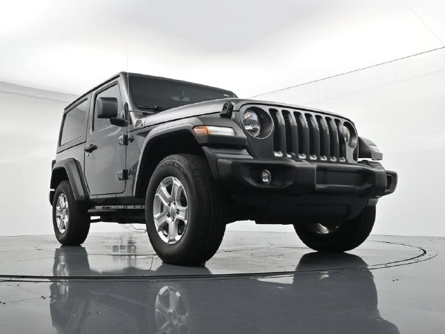 Used 2023 Jeep Wrangler Sport AWD/4WD image 30