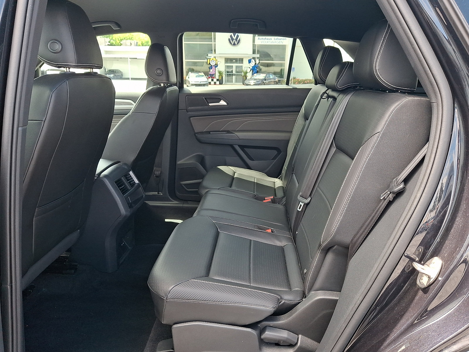 Used 2023 Volkswagen Atlas Cross Sport SE AWD/4WD image 11