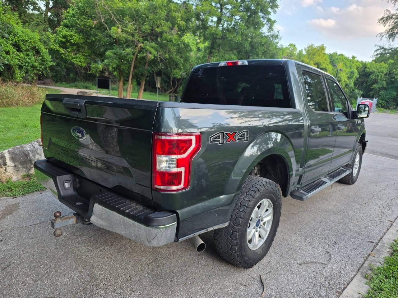 Used 2018 Ford F150 XLT AWD/4WD image 4