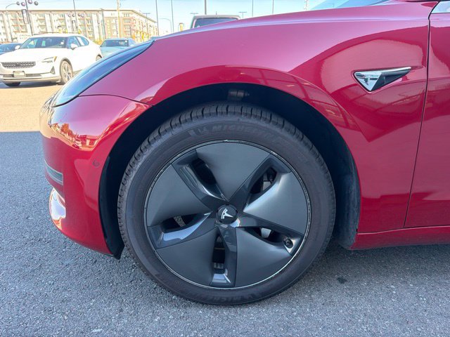Used 2018 Tesla Model 3 Long Range RWD image 4