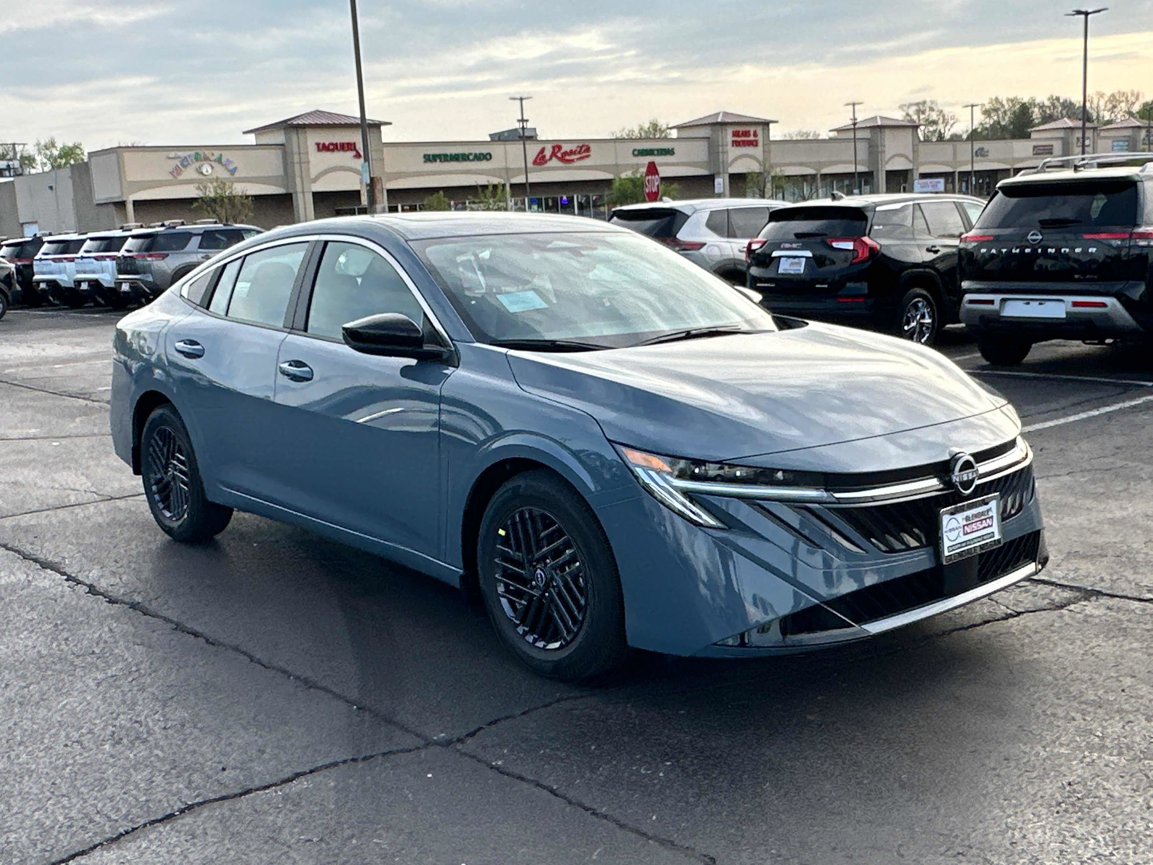 New 2026 Nissan Sentra SV w/ SV Convenience Package FWD image 3