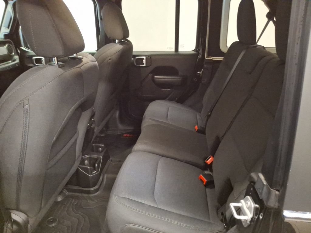 Used 2019 Jeep Wrangler Unlimited Sport AWD/4WD image 14